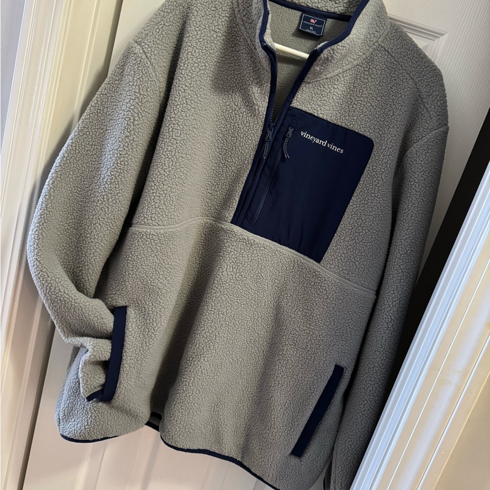 Vineyard Vines Men's Half Zip-Up Sweater in Gray and Navy